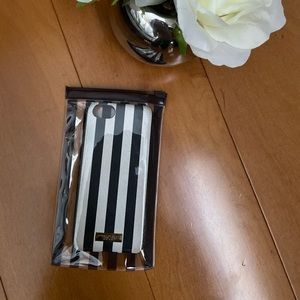 While and brown stripes IPhone 6 case